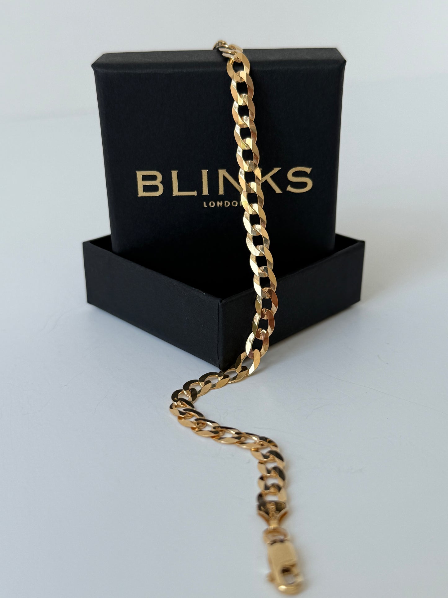 Flat curb bracelet, 9ct yellow gold, 6mm, 8.5" (Ladies)