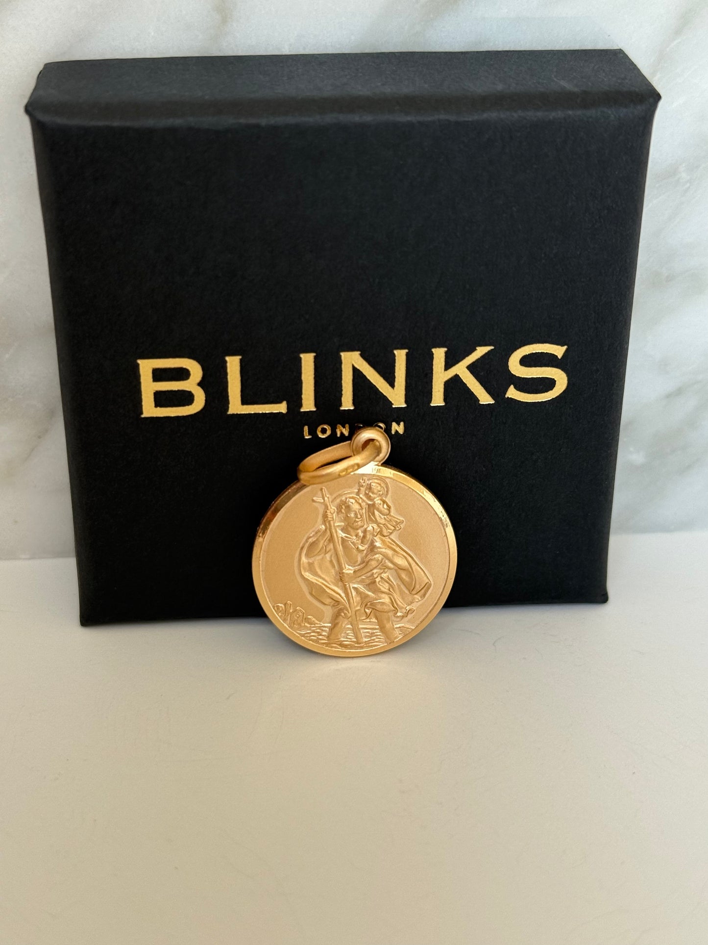 St. Christopher medallion, 9ct, 22mm