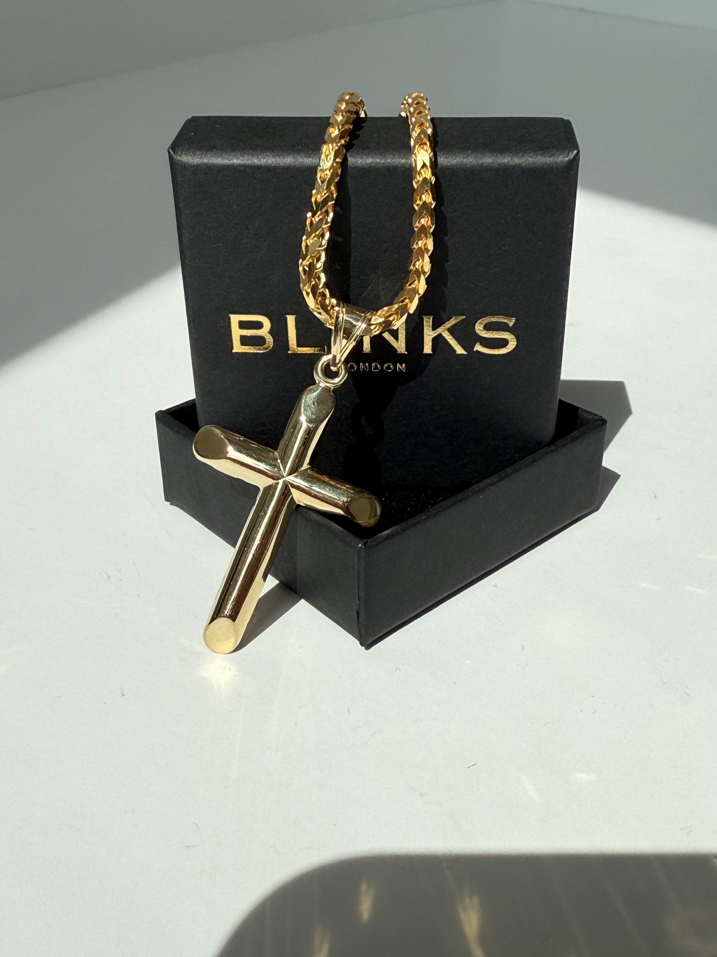 Crucifix, round, 9 carat, semi-solid yellow gold 30mm x 45mm